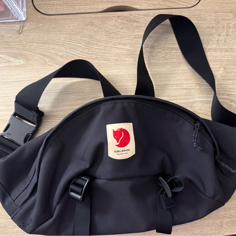 Fjällräven Large Black Belt Bag
